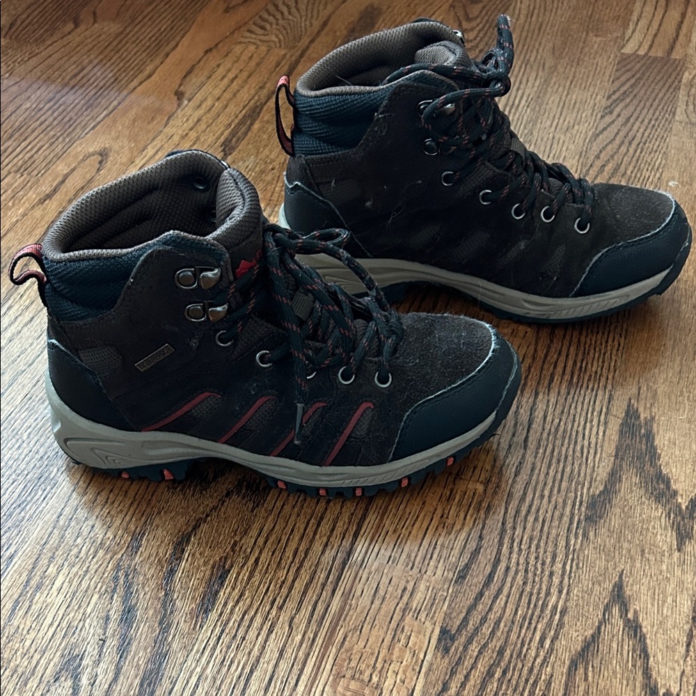 Kids Outdoor Adventure Boots - Black and Brown